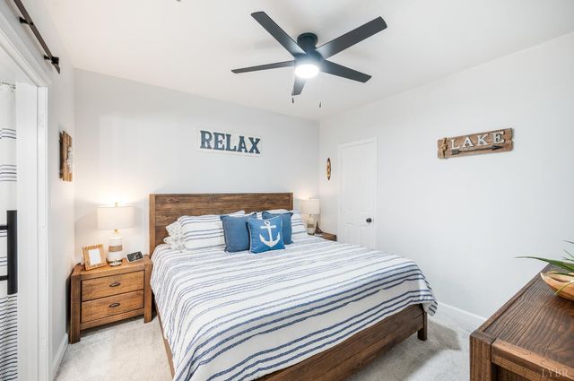 1245 Graves Harbor Trail 212, Huddleston, VA 24104