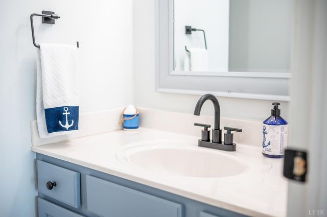 1245 Graves Harbor Trail 212, Huddleston, VA 24104