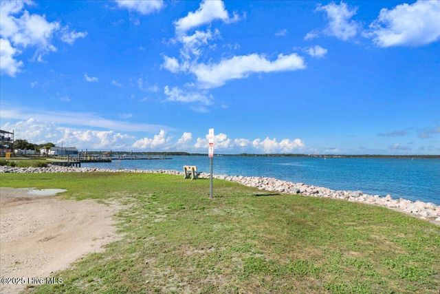 232 Fulcher Landing Road, Sneads Ferry, NC 28460