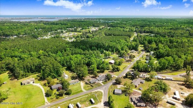 232 Fulcher Landing Road, Sneads Ferry, NC 28460
