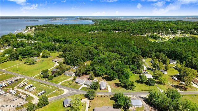 232 Fulcher Landing Road, Sneads Ferry, NC 28460