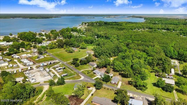 232 Fulcher Landing Road, Sneads Ferry, NC 28460