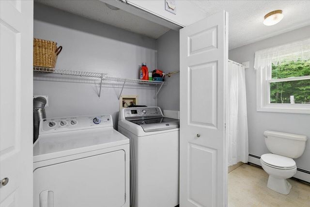 17 Almeda Lane, Hooksett, NH 03106