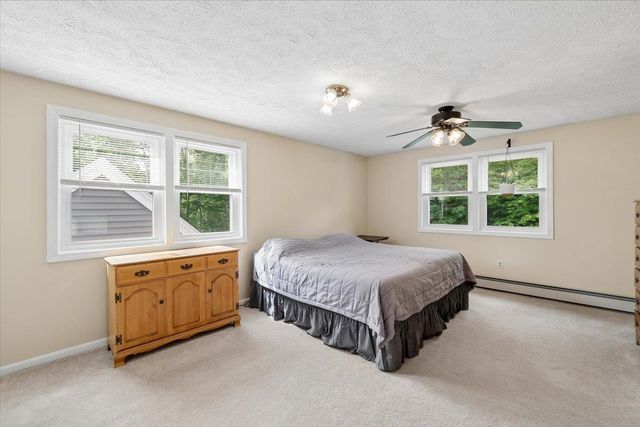 17 Almeda Lane, Hooksett, NH 03106