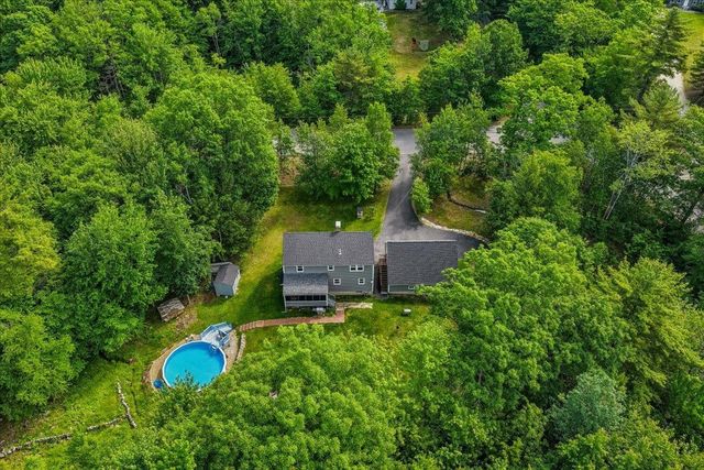 17 Almeda Lane, Hooksett, NH 03106