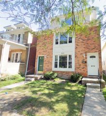 846 Beaconsfield #1 Avenue, Grosse Pointe Park, MI 48230