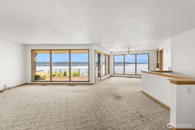 2417 Beach View Lane NW, Olympia, WA 98502