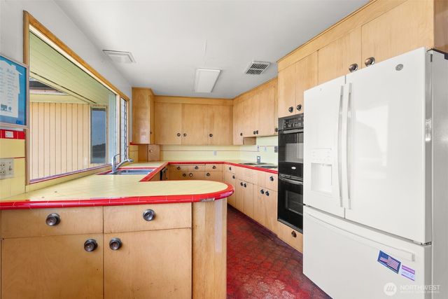 2417 Beach View Lane NW, Olympia, WA 98502
