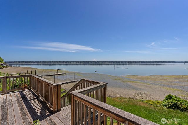 2417 Beach View Lane NW, Olympia, WA 98502