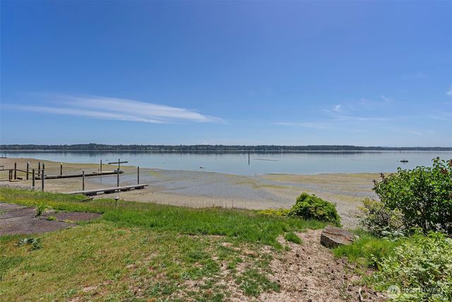 2417 Beach View Lane NW, Olympia, WA 98502