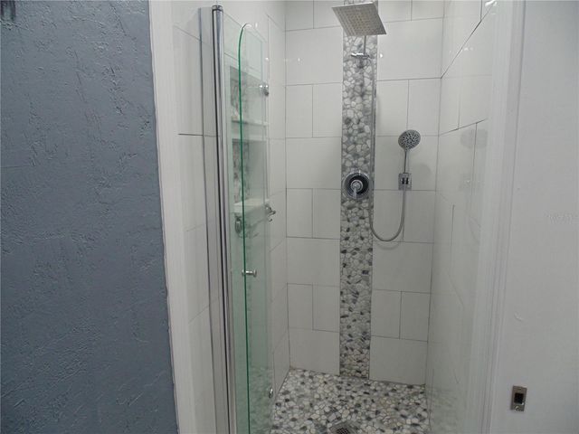 1007 NE 2ND STREET, Ocala, FL 34470