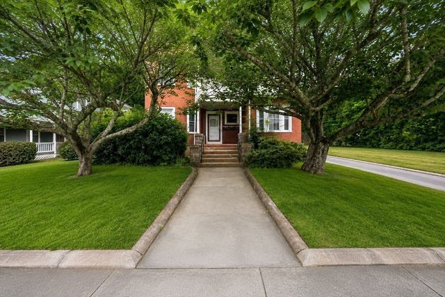 48 Seaver 3, Easton, MA 02356