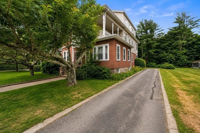 48 Seaver 3, Easton, MA 02356