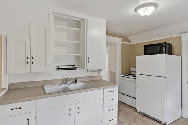 1207 W Shannon Ave, Spokane, WA 99205