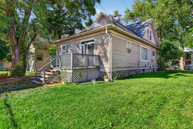 1207 W Shannon Ave, Spokane, WA 99205