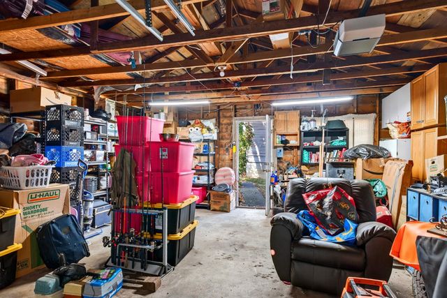 1207 W Shannon Ave, Spokane, WA 99205