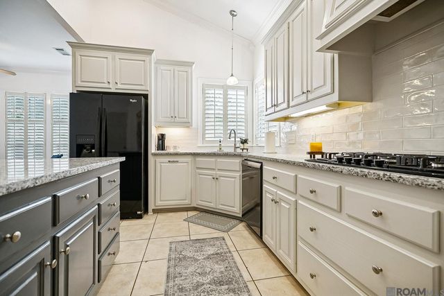 18666 Mossy Oak Ct, Prairieville, LA 70769