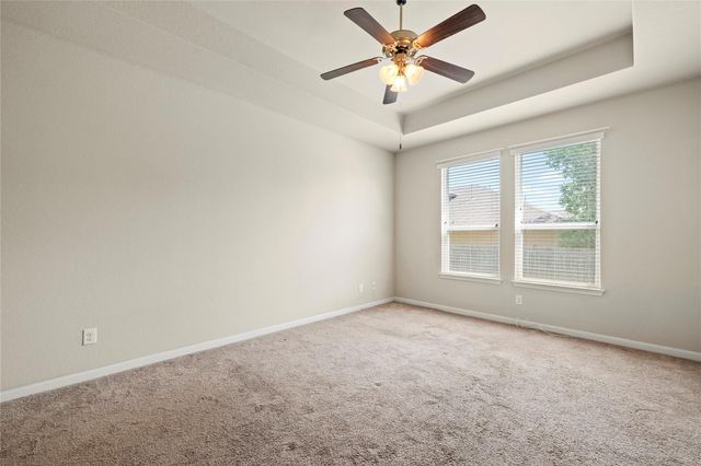 307 Limestone CRK, New Braunfels, TX 78130