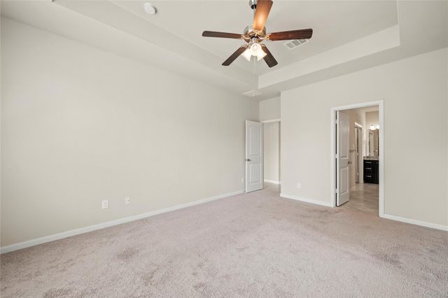 307 Limestone CRK, New Braunfels, TX 78130