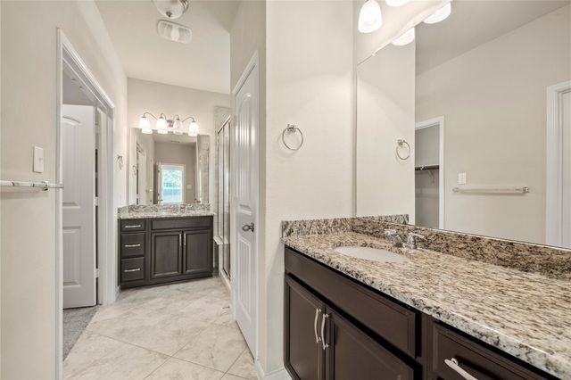 307 Limestone CRK, New Braunfels, TX 78130