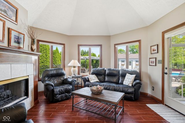 2045 Aspen Drive, Avon, IN 46123