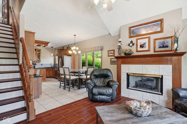 2045 Aspen Drive, Avon, IN 46123