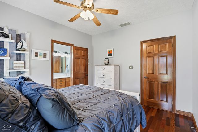2045 Aspen Drive, Avon, IN 46123