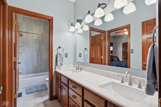2045 Aspen Drive, Avon, IN 46123