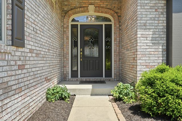 2045 Aspen Drive, Avon, IN 46123