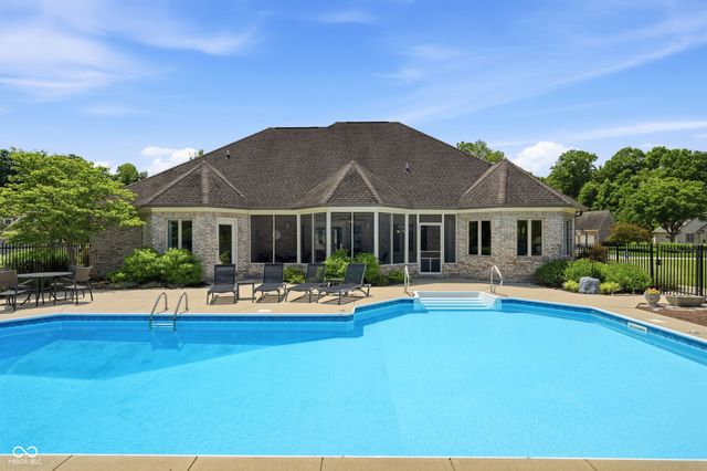 2045 Aspen Drive, Avon, IN 46123