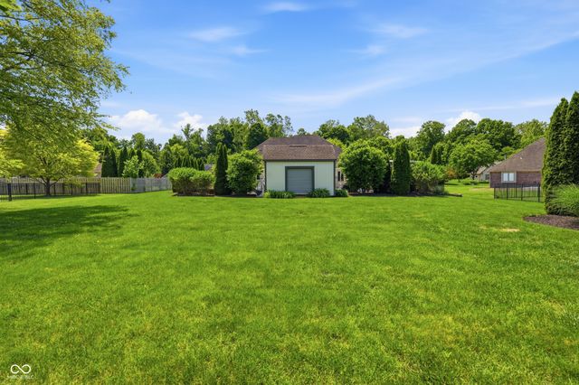 2045 Aspen Drive, Avon, IN 46123