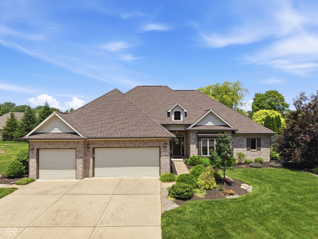 2045 Aspen Drive, Avon, IN 46123