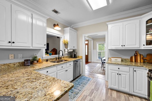466 Bob Smith Road, Sharpsburg, GA 30277