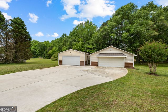 466 Bob Smith Road, Sharpsburg, GA 30277