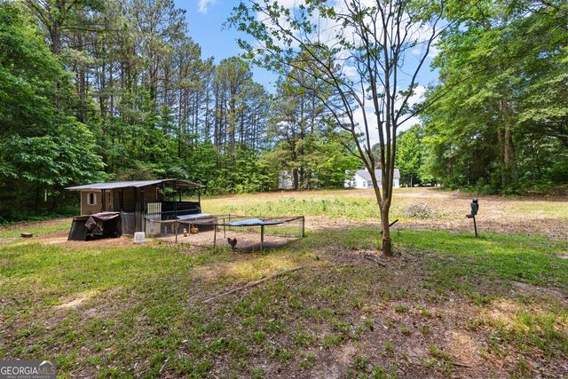 466 Bob Smith Road, Sharpsburg, GA 30277