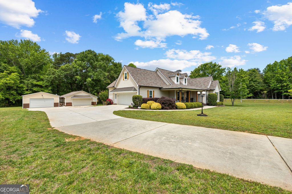 466 Bob Smith Road, Sharpsburg, GA 30277