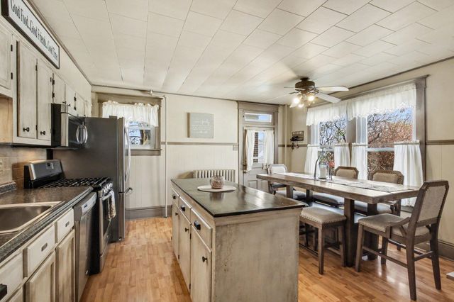 322 S PLEASANT AVE, Dallastown, PA 17313