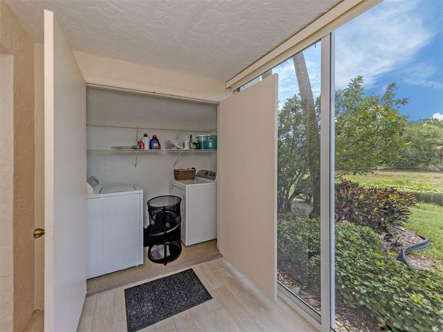 210 SILVER LAKE DRIVE 102, Venice, FL 34292