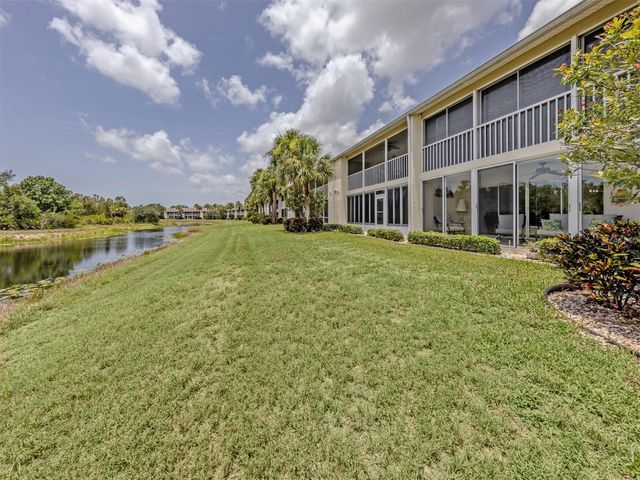 210 SILVER LAKE DRIVE 102, Venice, FL 34292