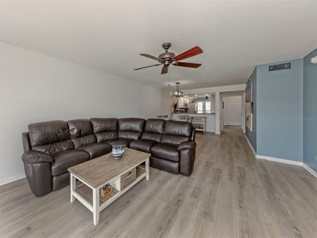 210 SILVER LAKE DRIVE 102, Venice, FL 34292