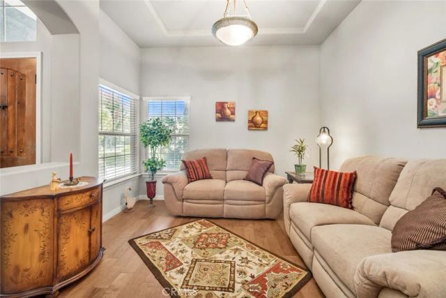 1909 Ordsall, Bakersfield, CA 93311