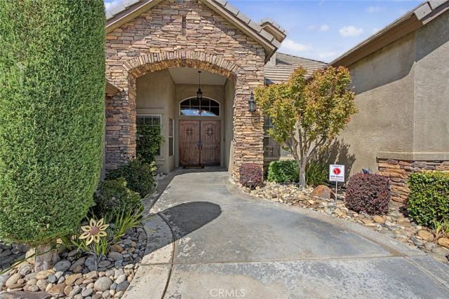 1909 Ordsall, Bakersfield, CA 93311