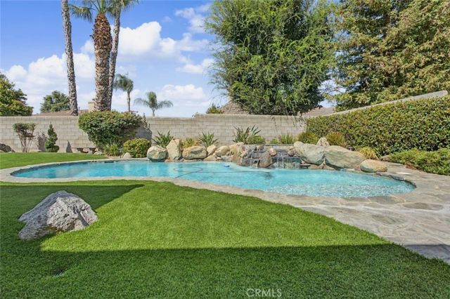 1909 Ordsall, Bakersfield, CA 93311