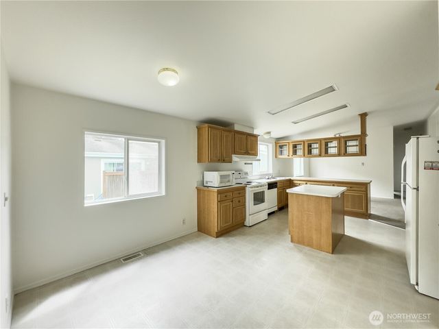 514 105th Street Ct E, Tacoma, WA 98445