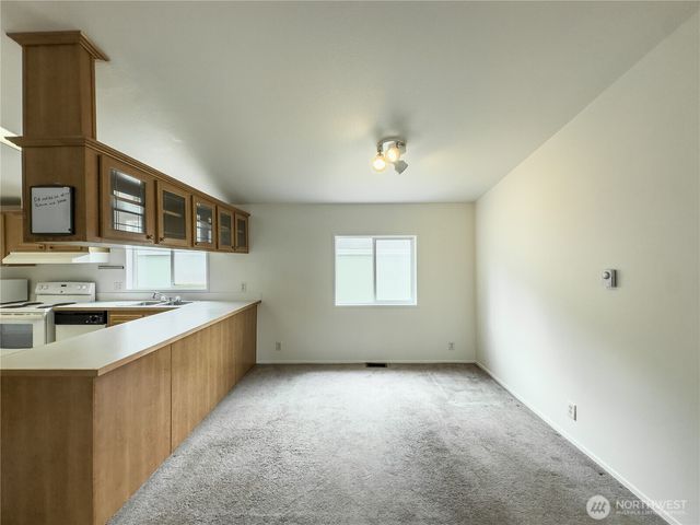 514 105th Street Ct E, Tacoma, WA 98445