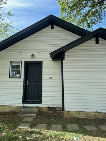 313 N Wood Street, Denton, TX 76209