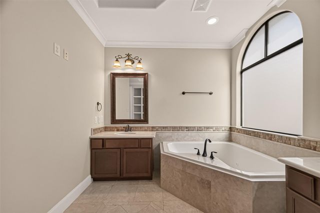 5206 Feagan Street, Houston, TX 77007