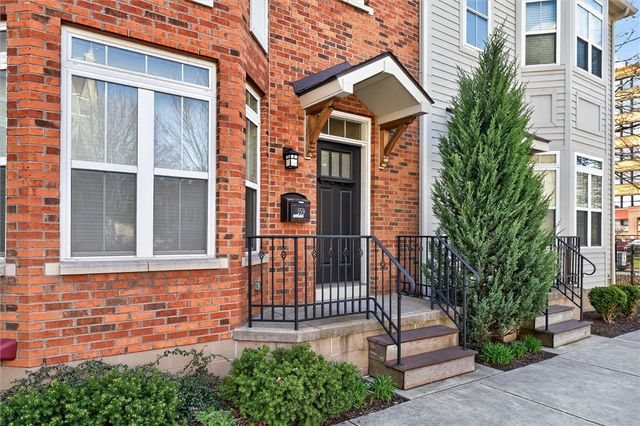 159 N Plymouth Avenue, Rochester, NY 14614