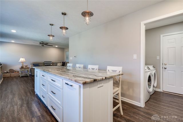 80 N Lakeshore Drive, Springboro, OH 45066