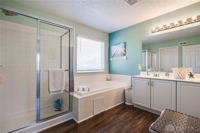 80 N Lakeshore Drive, Springboro, OH 45066